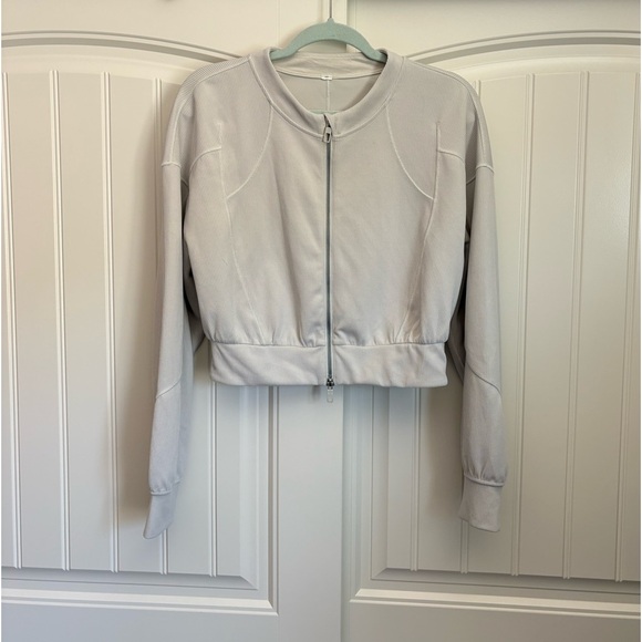 Lululemon Ribbed Softstreme Cropped Jacket bone zip up size 10 - Picture 2 of 8